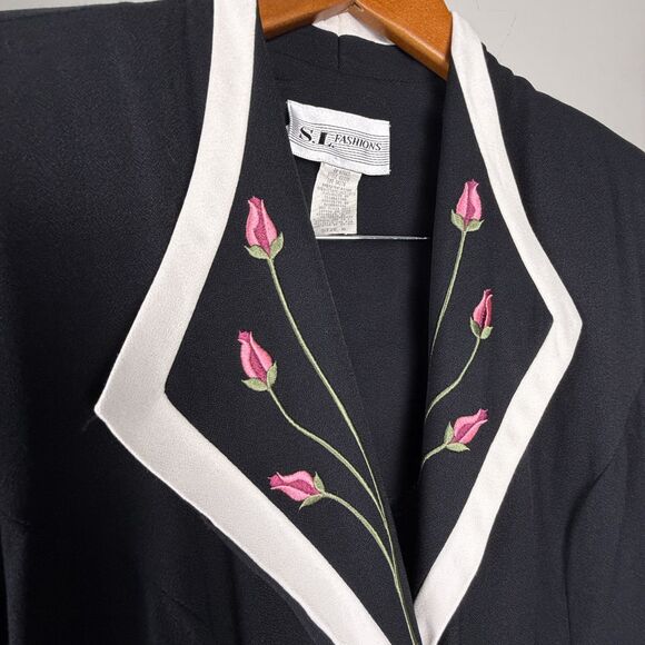 Vintage Romantic Floral Embroidery Vintage Ankle Length Dress - Picture 8 of 9